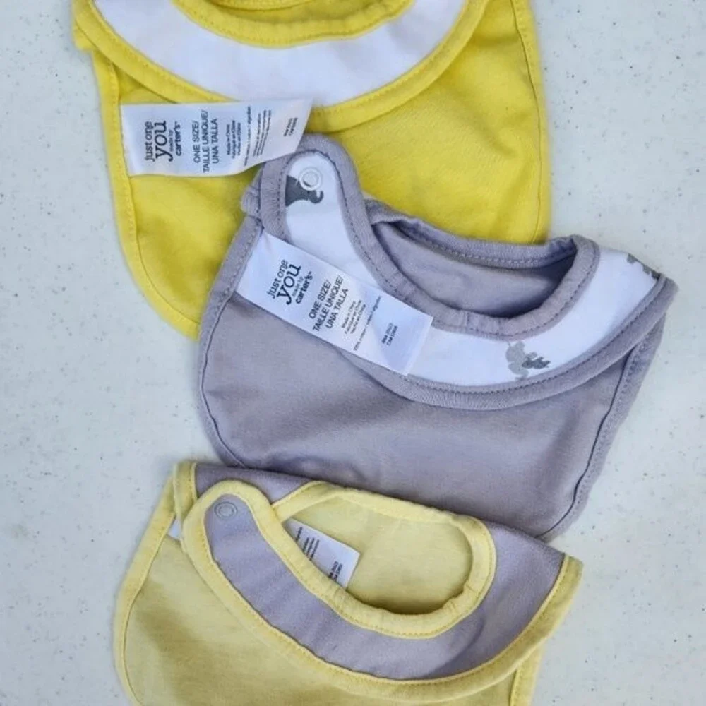 Gymboree Gender Neutral Elephant Sleeper & Bib Bundle - 0-3 months